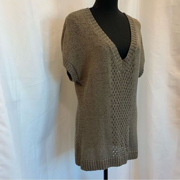 Mexx khaki short sleeve V-neck knit sweater Sz M - Picture 3 of 11